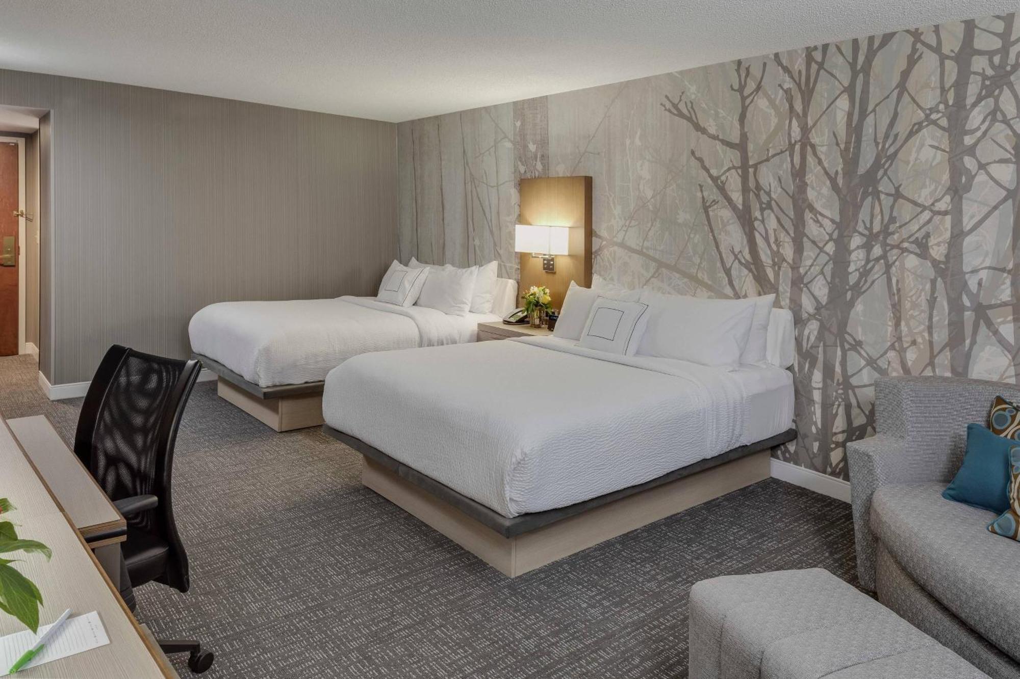 Courtyard By Marriott Portsmouth Hotel Exterior foto