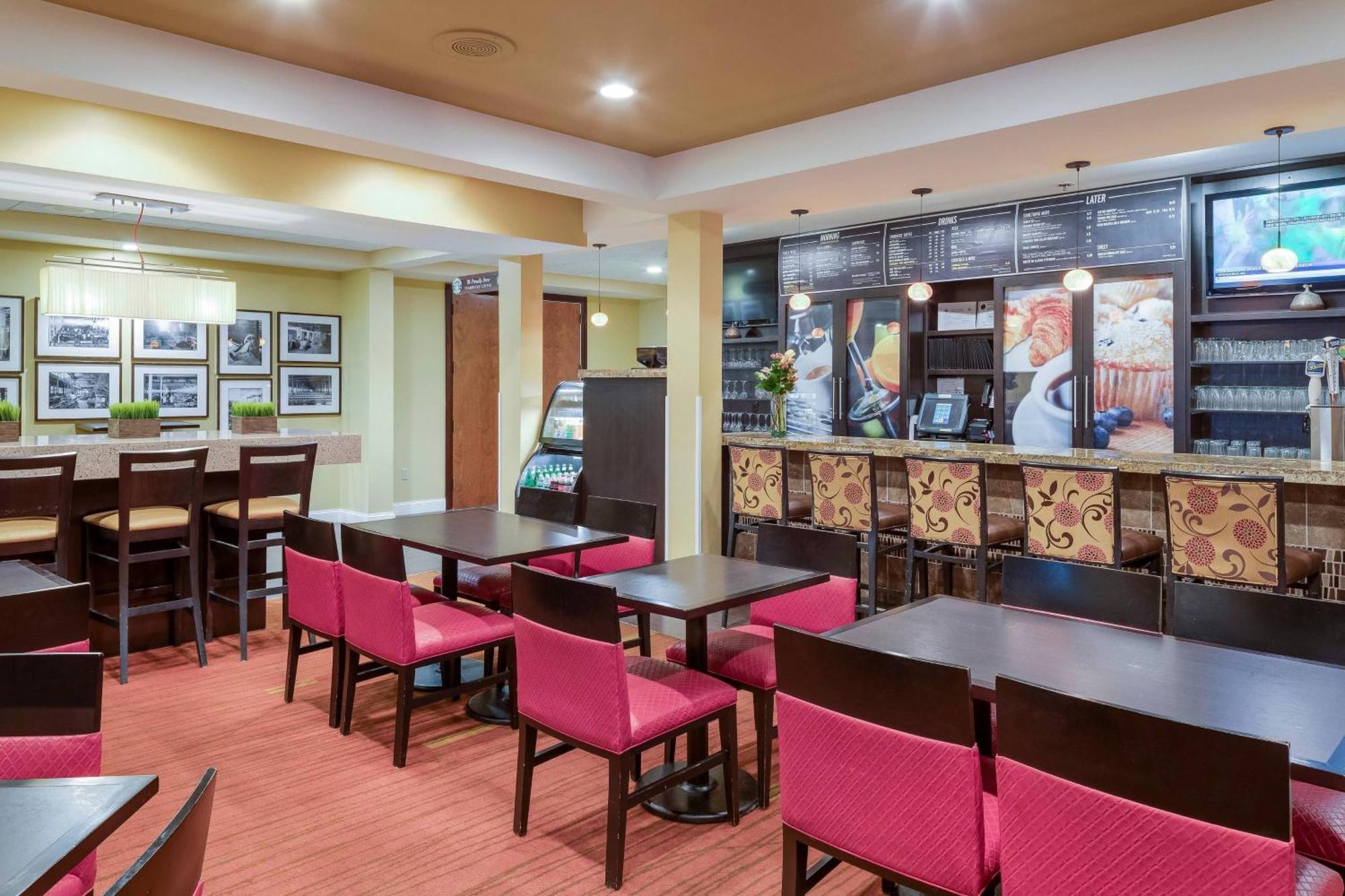 Courtyard By Marriott Portsmouth Hotel Exterior foto
